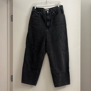 Madewell size 30 faded black “Balloon” style jeans